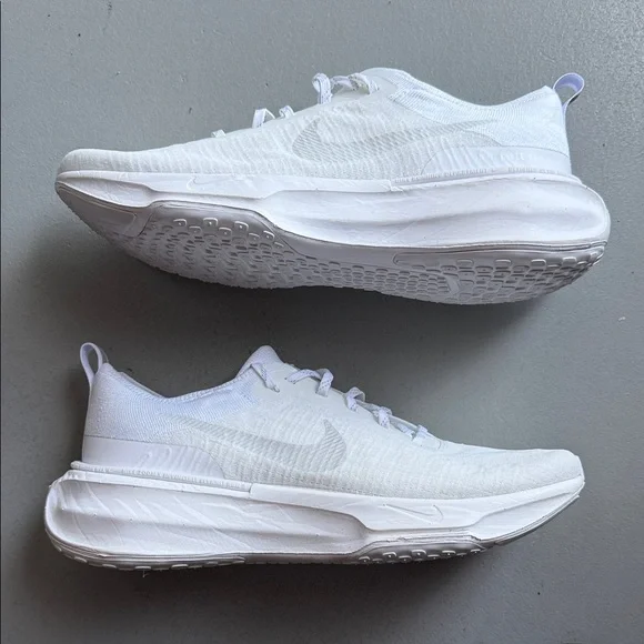 Nike Men's White Invincible 3 Running Sneakers - Picture 1 of 5